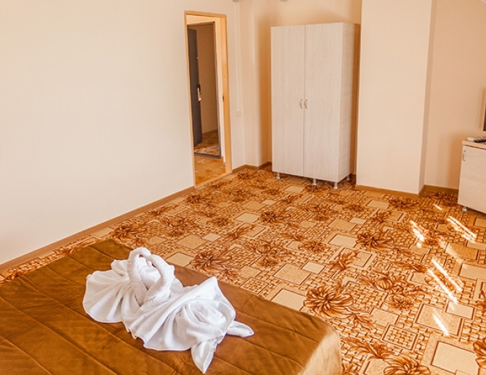 Семейный на мансарде 4-местный 2-комнатный - Отель «ЛермонтовЪ» Лермонтово