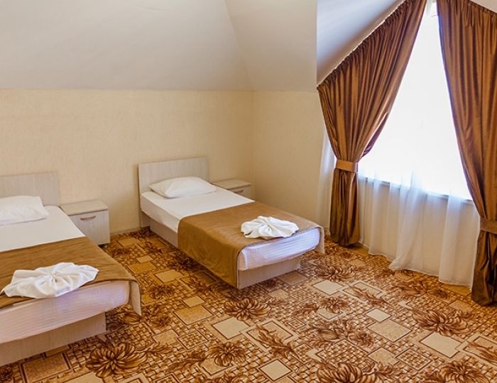 Семейный на мансарде 4-местный 2-комнатный - Отель «ЛермонтовЪ» Лермонтово